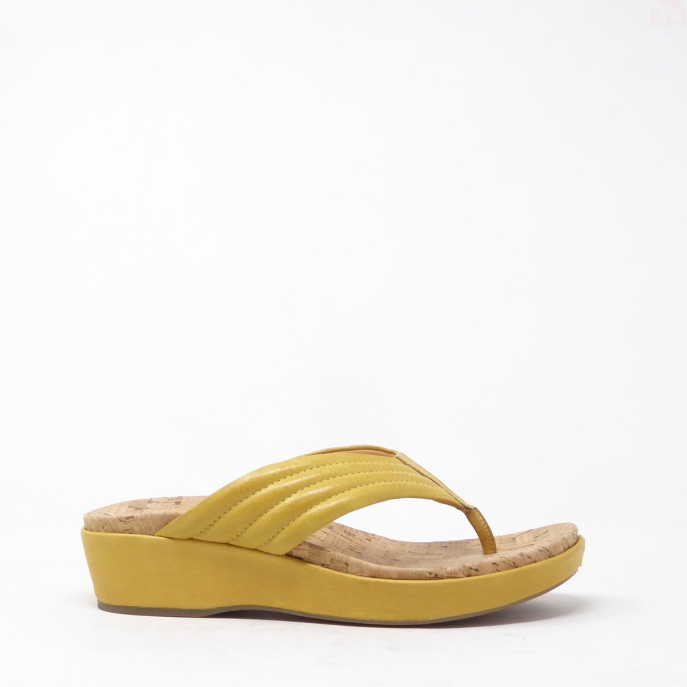 Kork-Ease Madison Women Sandals Yellow Leather Wedge Platform Thong Flip Flops 9